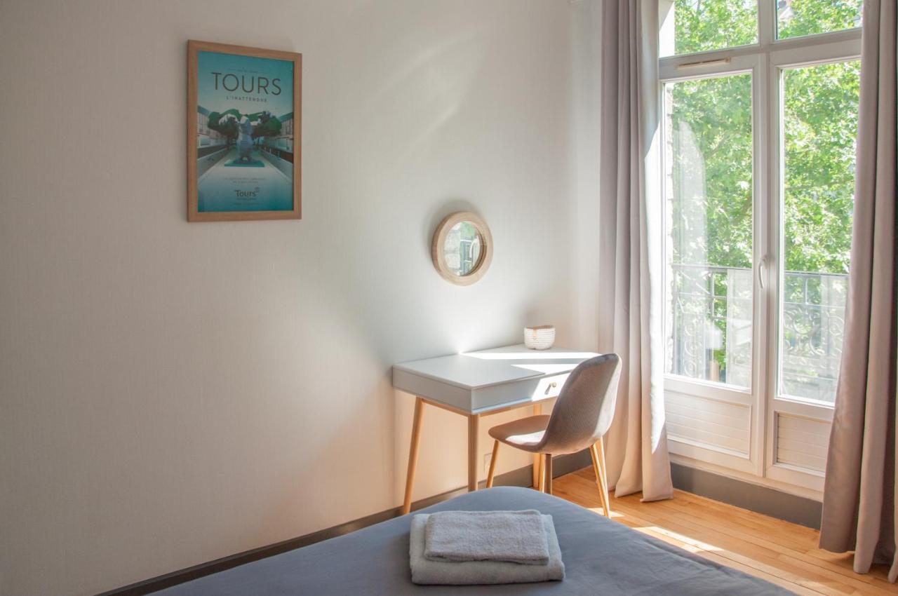 Bel Appartement Tours Centre 2 Chambres, 6 Pers "Pied-A-Tours" المظهر الخارجي الصورة