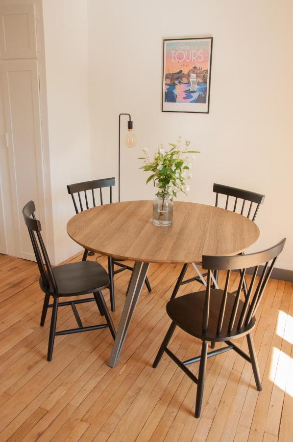Bel Appartement Tours Centre 2 Chambres, 6 Pers "Pied-A-Tours" المظهر الخارجي الصورة